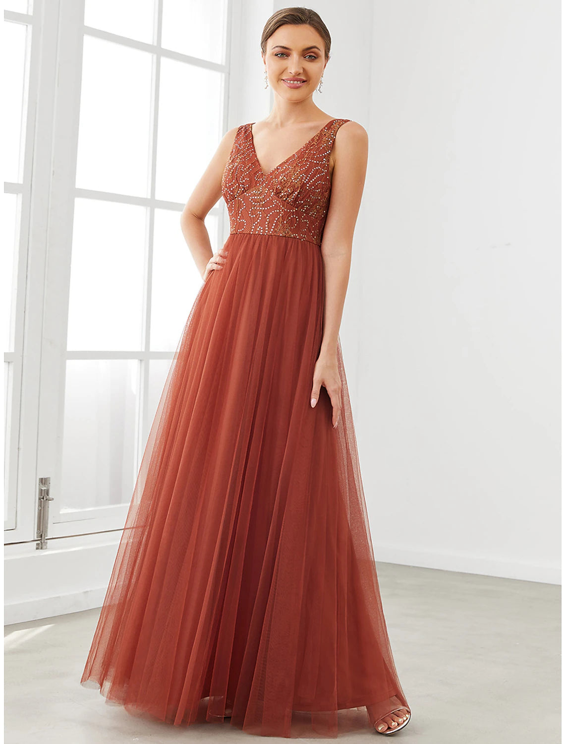 Wholesale  A-Line Prom Dresses Sparkle & Shine Dress Homecoming Wedding Guest Floor Length Sleeveless V Neck Tulle with Draping Splicing
